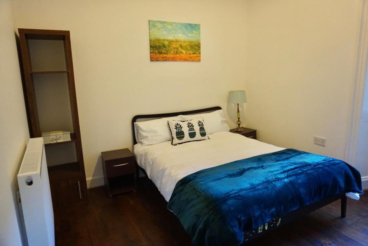 Ba Aparthotel