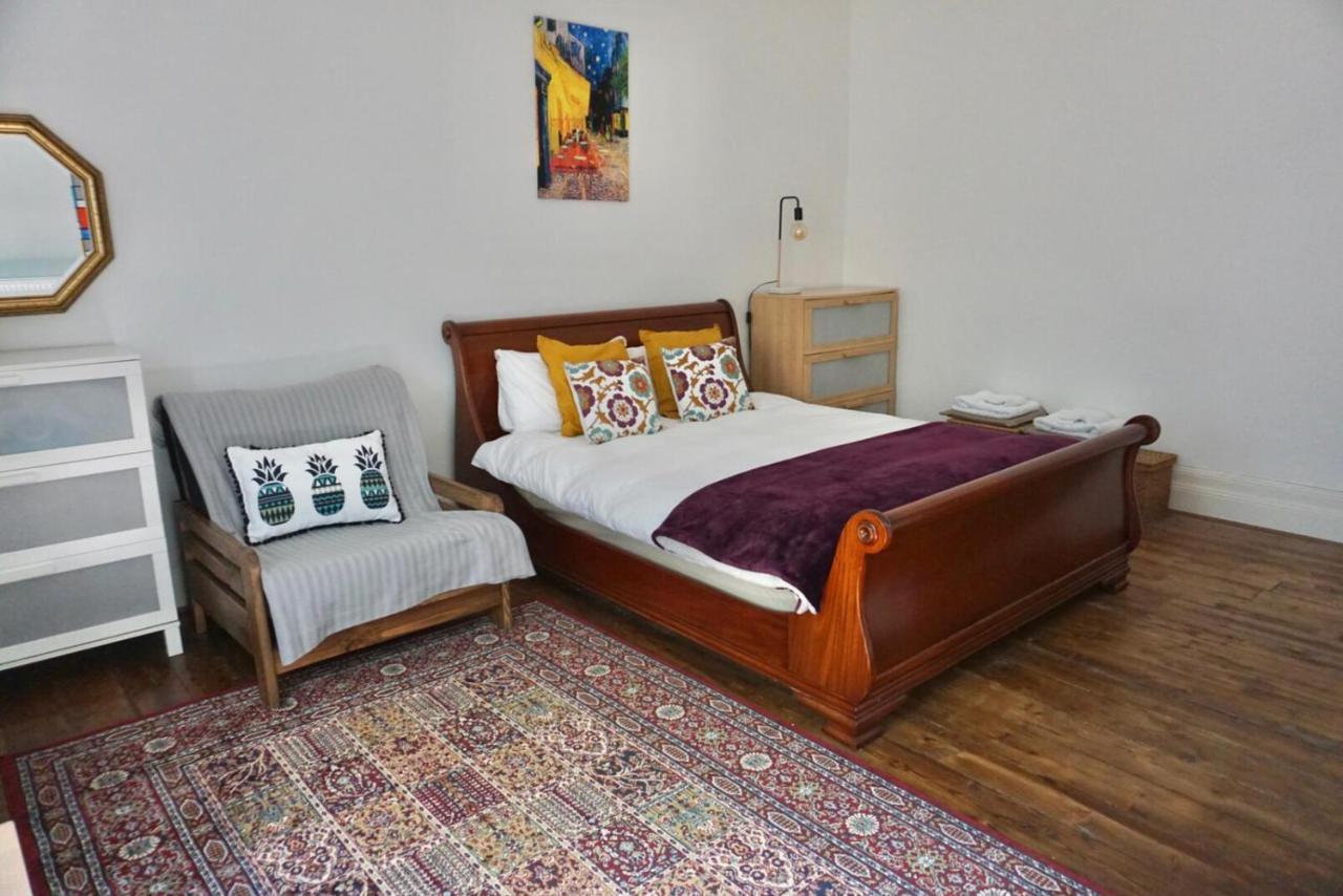 Ba Aparthotel