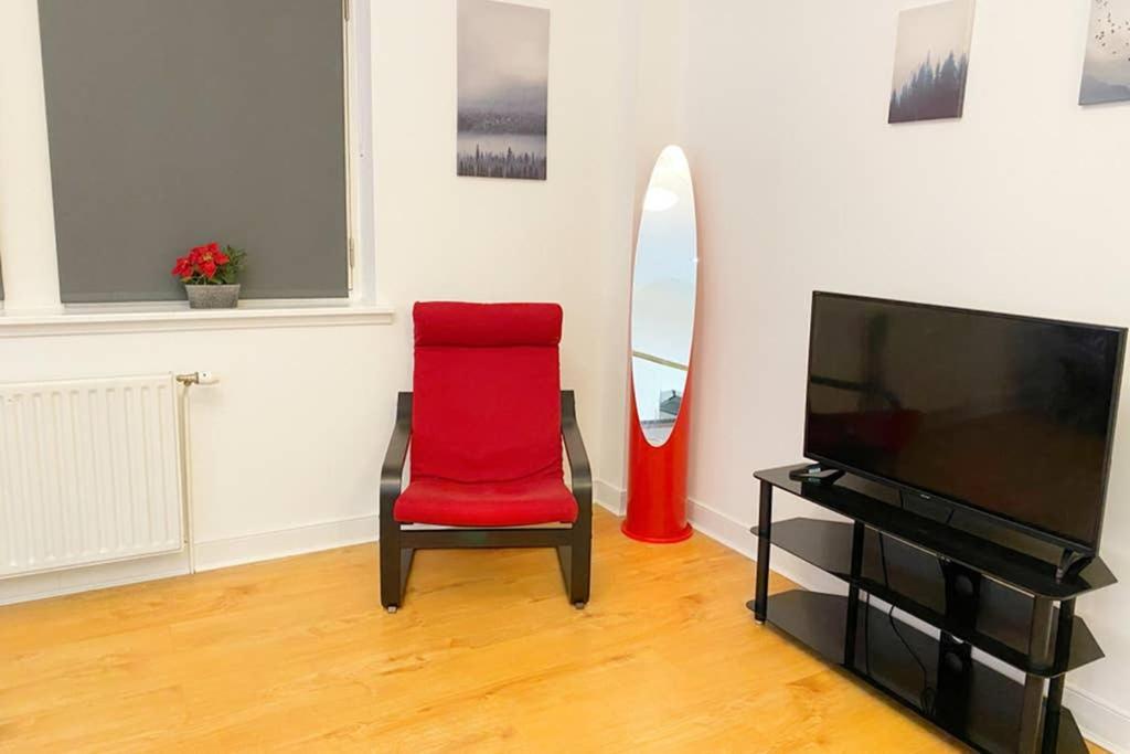 Cozy Nights - Ibrox Street Apartment Glasgow
