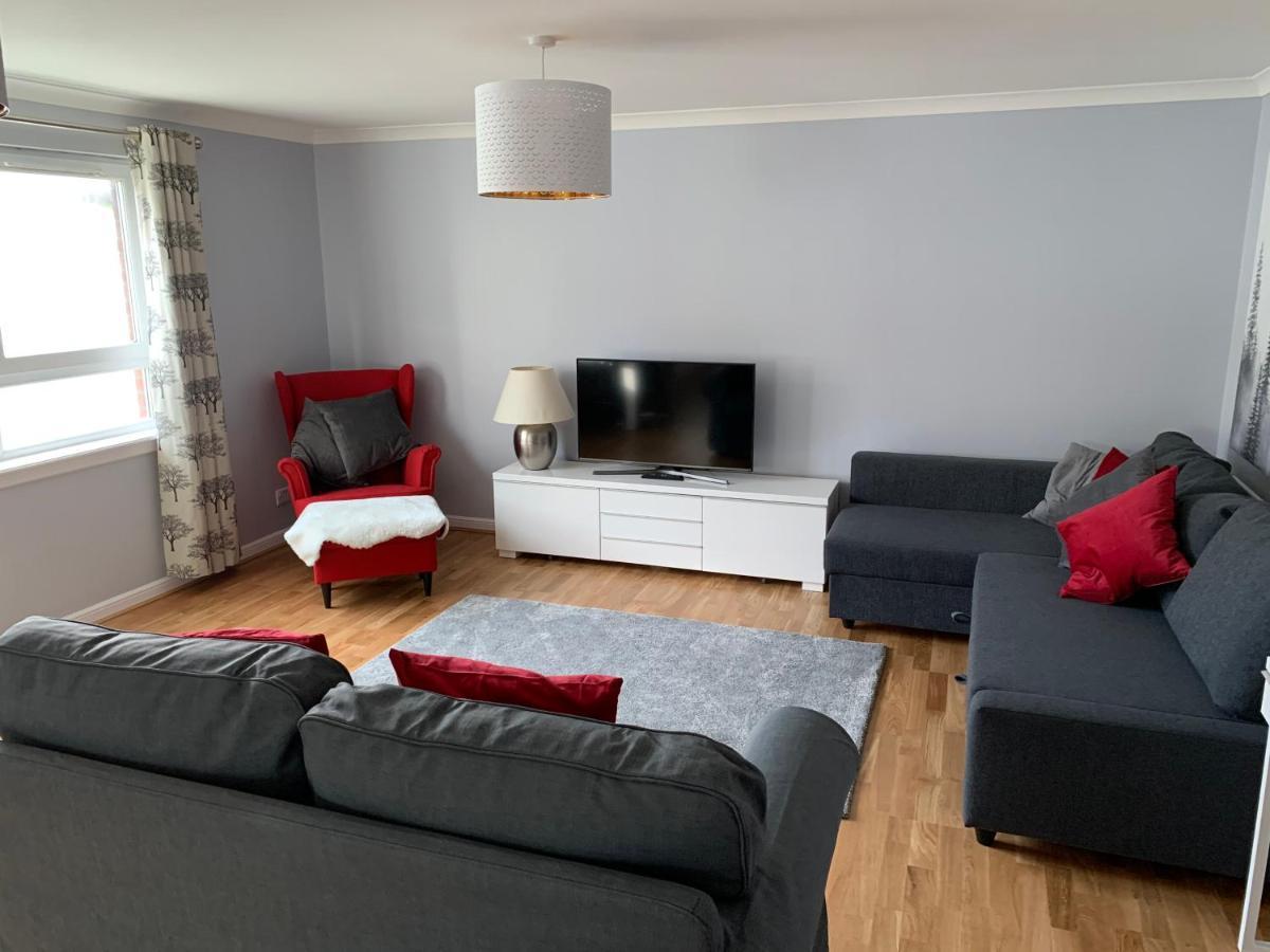 Flat One, 212 Eaglesham Road, East Kilbride, Apartment *