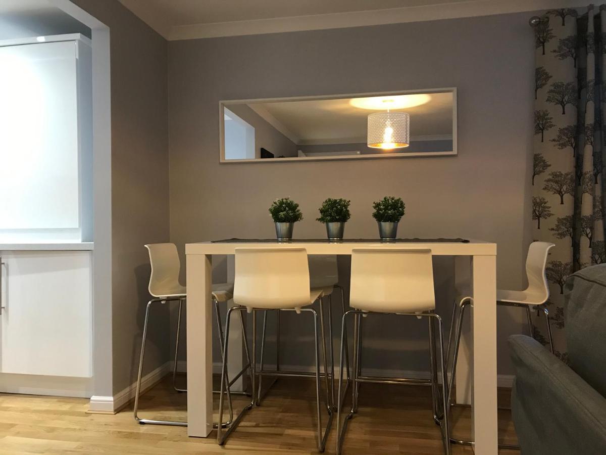 Flat One, 212 Eaglesham Road, East Kilbride, Apartment *