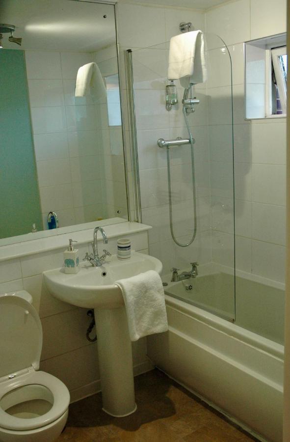 Bright Contemporary Merchant Flat In Location Apartment Glasgow