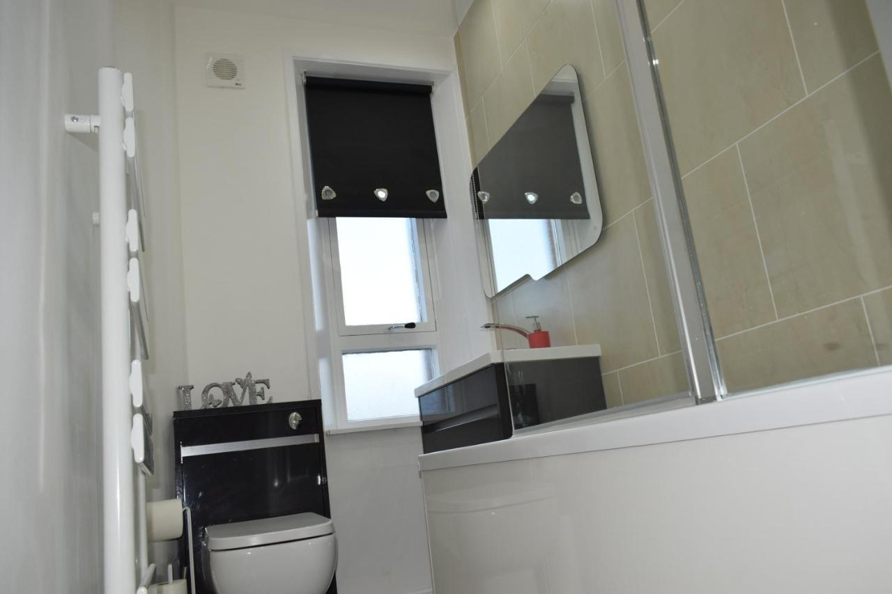 Lovely D&n Apartment