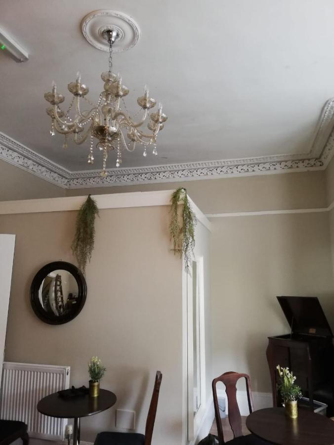 Bank Street Townhouse Guest house Glasgow