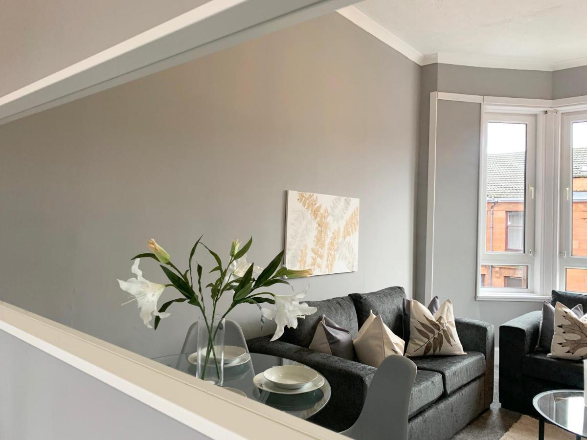 Holiday home Queen Elizabeth Upper Glasgow