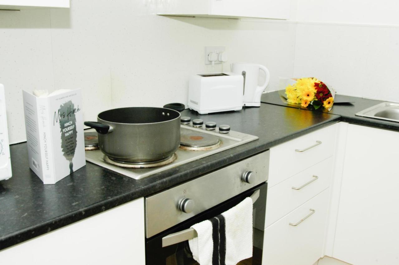 Elder Park Apartment