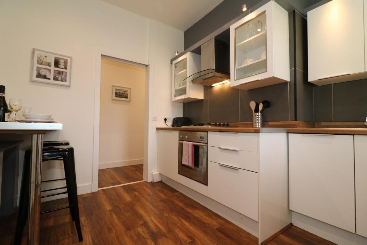 Signature - Railway Apartment