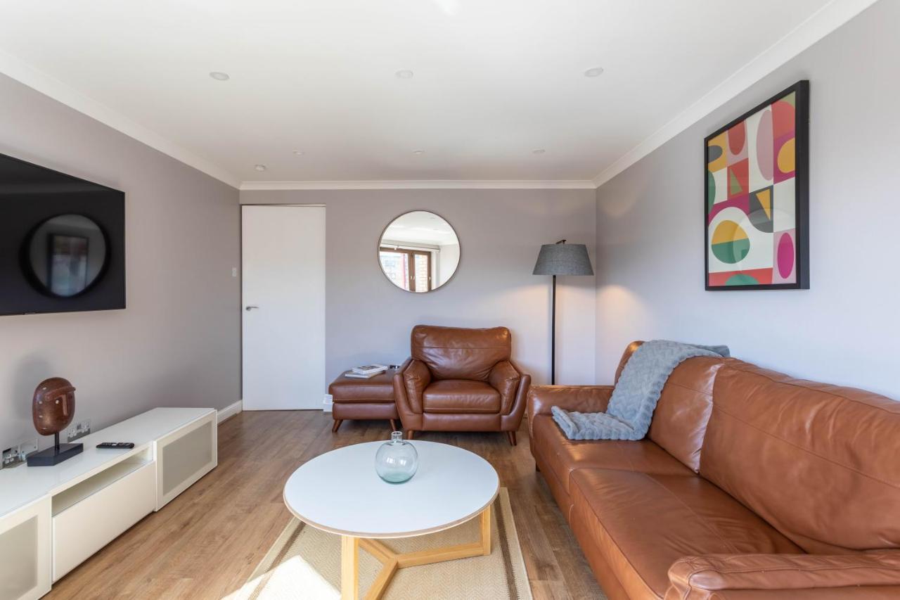 Stunning 1 Bed Merchant With Parking *