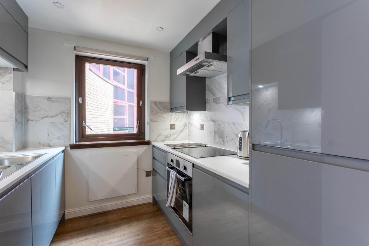 Stunning 1 Bed Merchant With Parking Apartment Glasgow