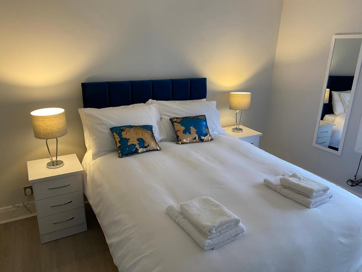 Bright & Cosy City Glasgow