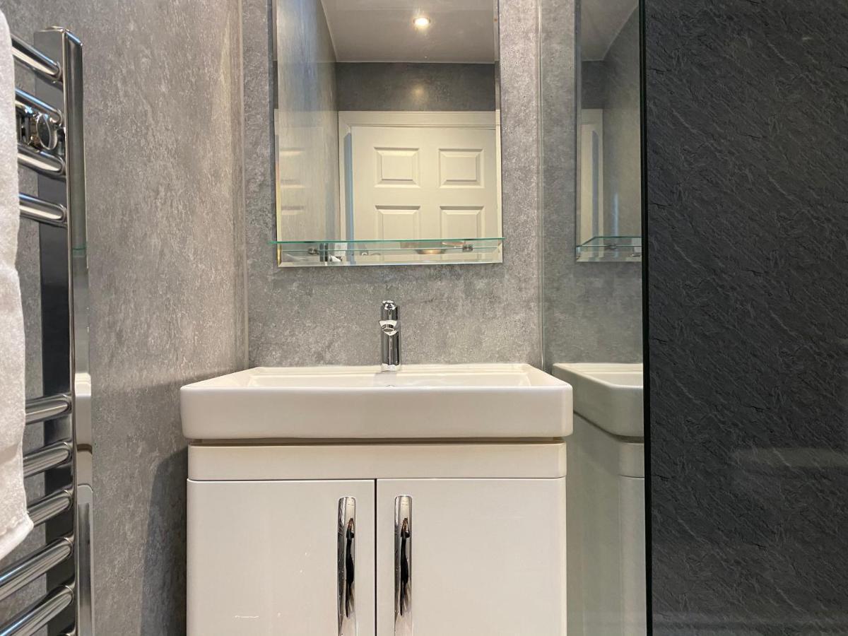 Bright & Cosy City Apartment Glasgow