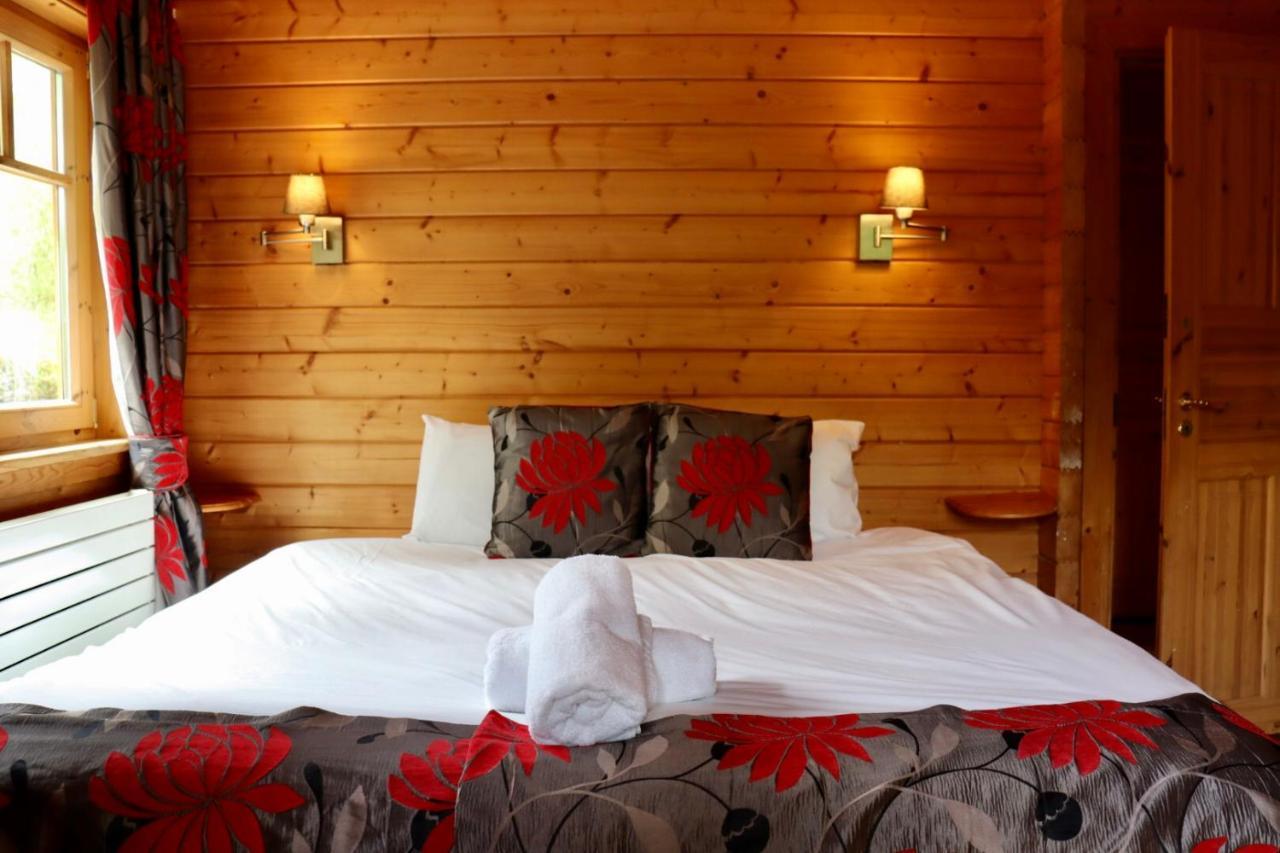 38 Rowardennan , Loch Lomond Apartment *
