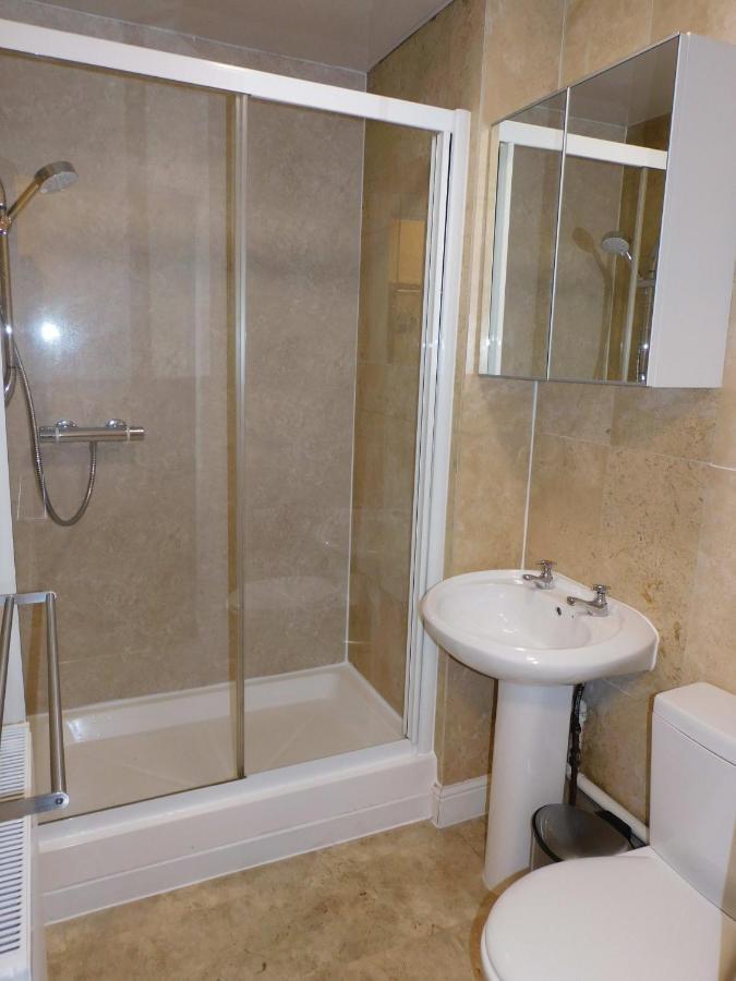 Cosy Flat, West End, Close To Sec, Hydro & Tourist Attractions Apartment *