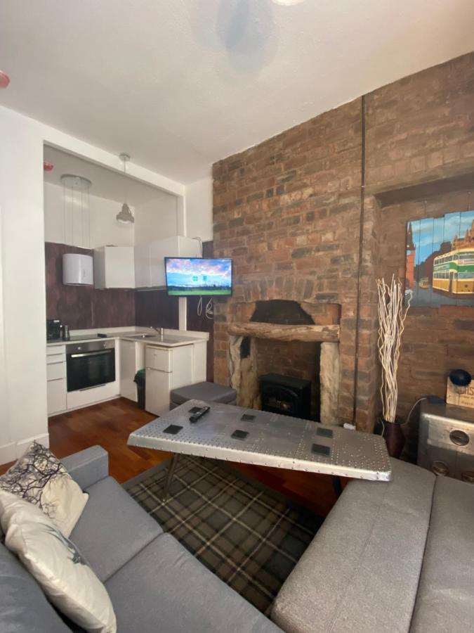 Apartment Centre *