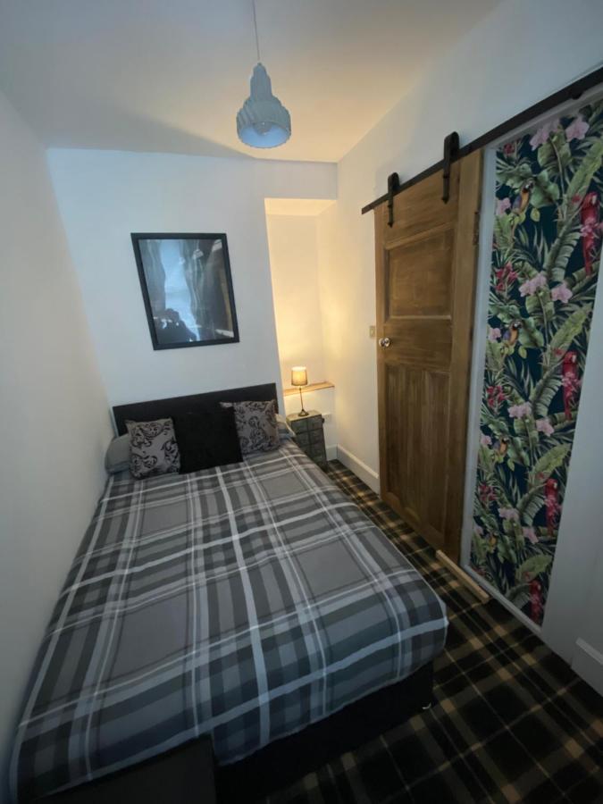 Apartment Centre