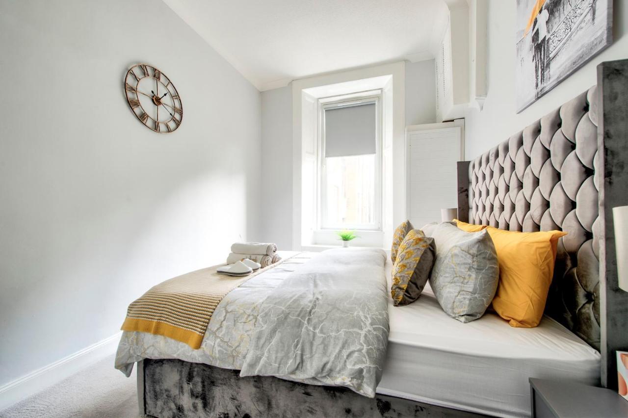 Pass The Keys Stylish 2 Bed In Heart Of West End Apartment