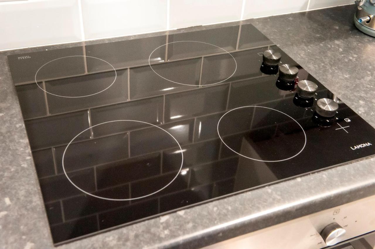 Pass The Keys Stylish 2 Bed In Heart Of West End Glasgow