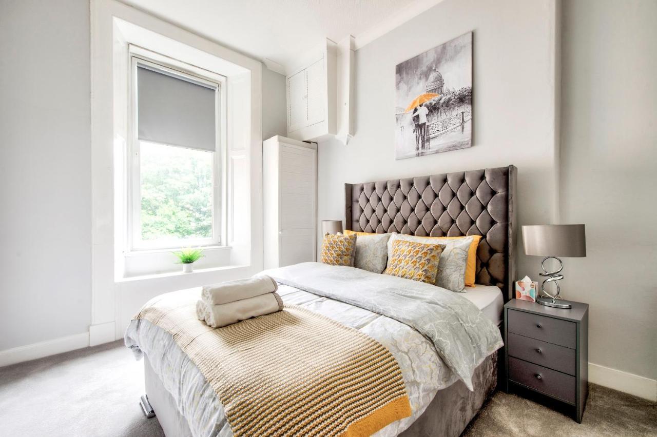 Pass The Keys Stylish 2 Bed In Heart Of West End Apartment *