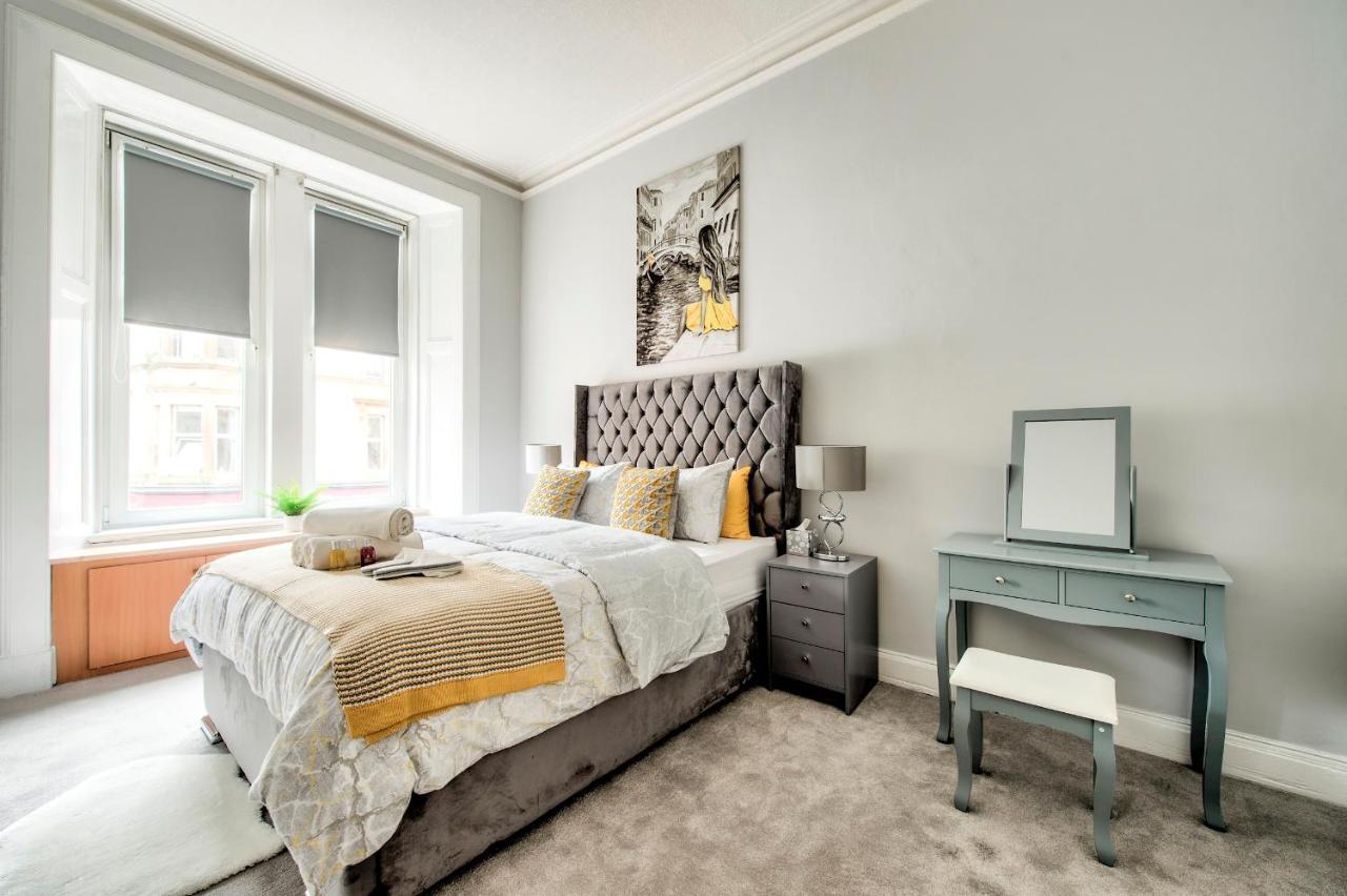 Pass The Keys Stylish 2 Bed In Heart Of West End