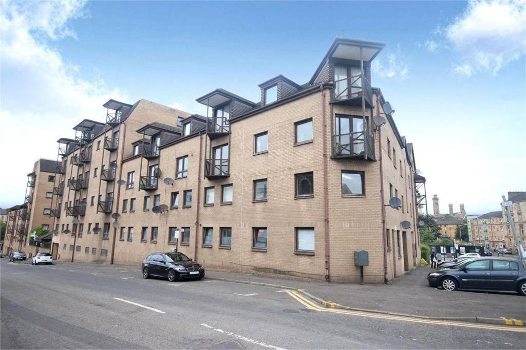 Fresh, Modern West End Beside Hydro Apartment Glasgow