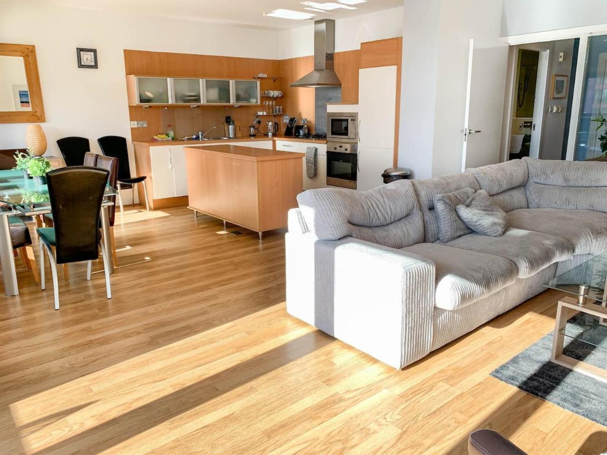 Hydro Secc 2 Bed Luxury