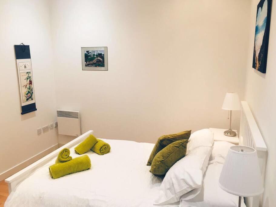 Stunning Flat In The Vibrant Merchant City * Glasgow