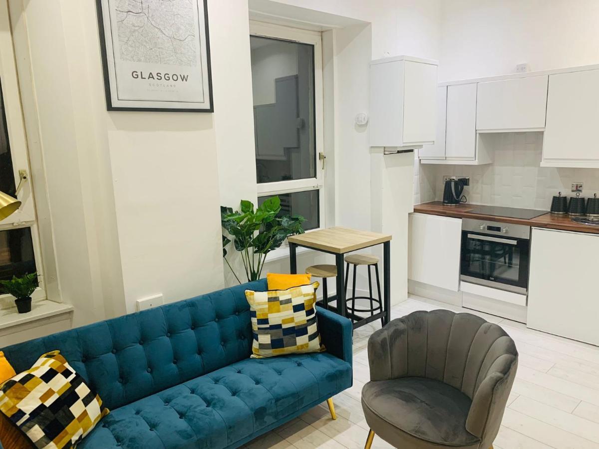 Apartment Cheerful West End Apartment: Cozy 2-bedroom Near Centre *