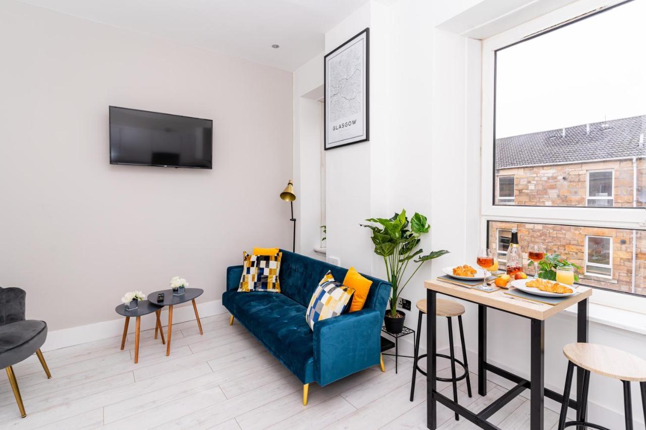 Apartment Cheerful West End Apartment: Cozy 2-bedroom Near Centre *