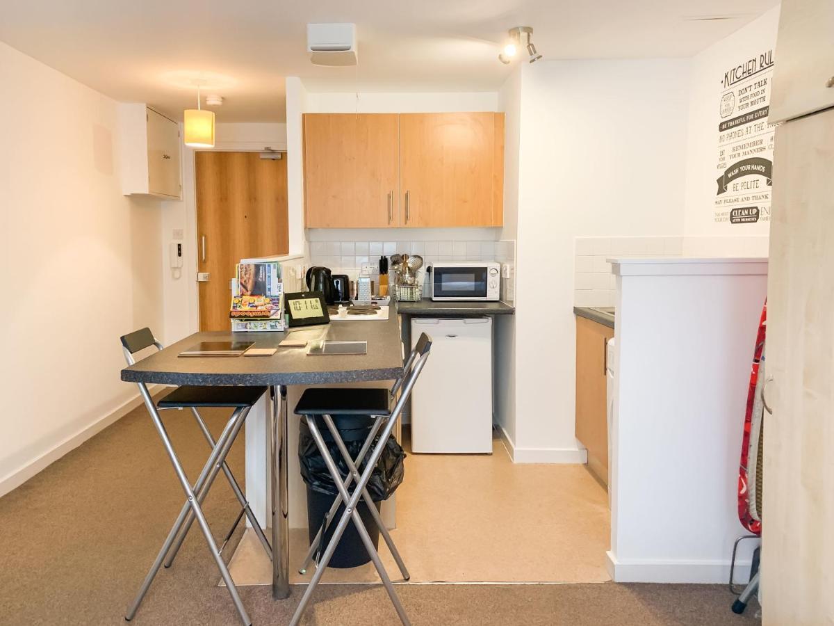Centre Apartment *