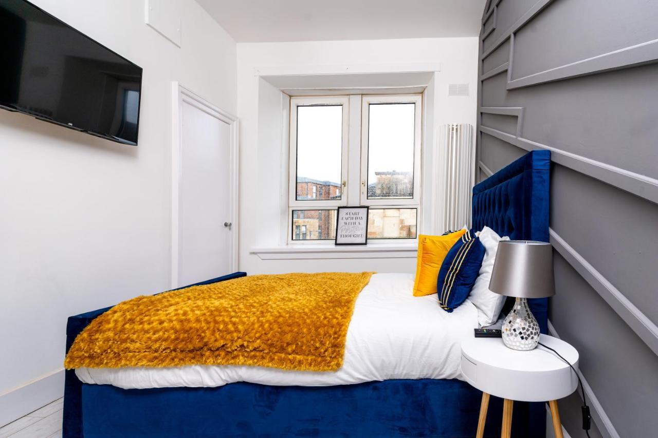 Cheerful West End Apartment: Cozy 2-bedroom Near Centre *