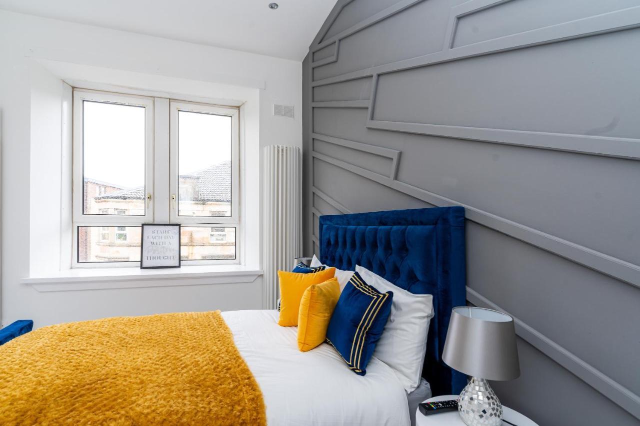 Cheerful West End Apartment: Cozy 2-bedroom Near Centre *