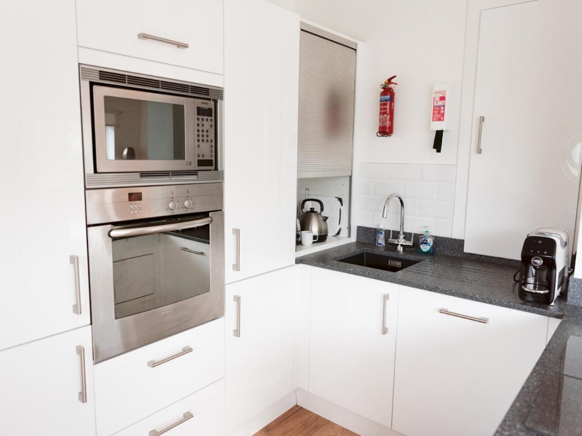 Pass The Keys Stylish 2bed Unit Apartment