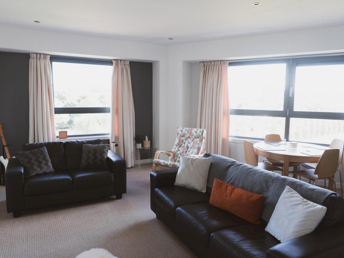 Pass The Keys Lovely 2-bed Flat Harbour Free Parking *