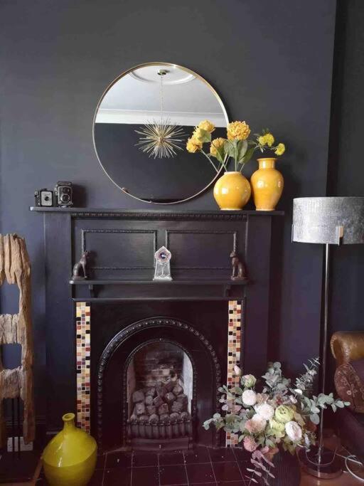 Traditional Close To Centre & Hampden * Glasgow