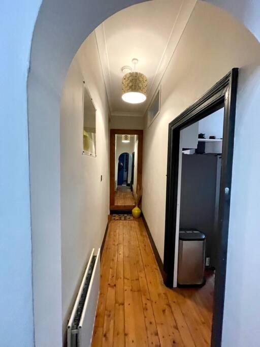 Apartment Traditional Close To Centre & Hampden