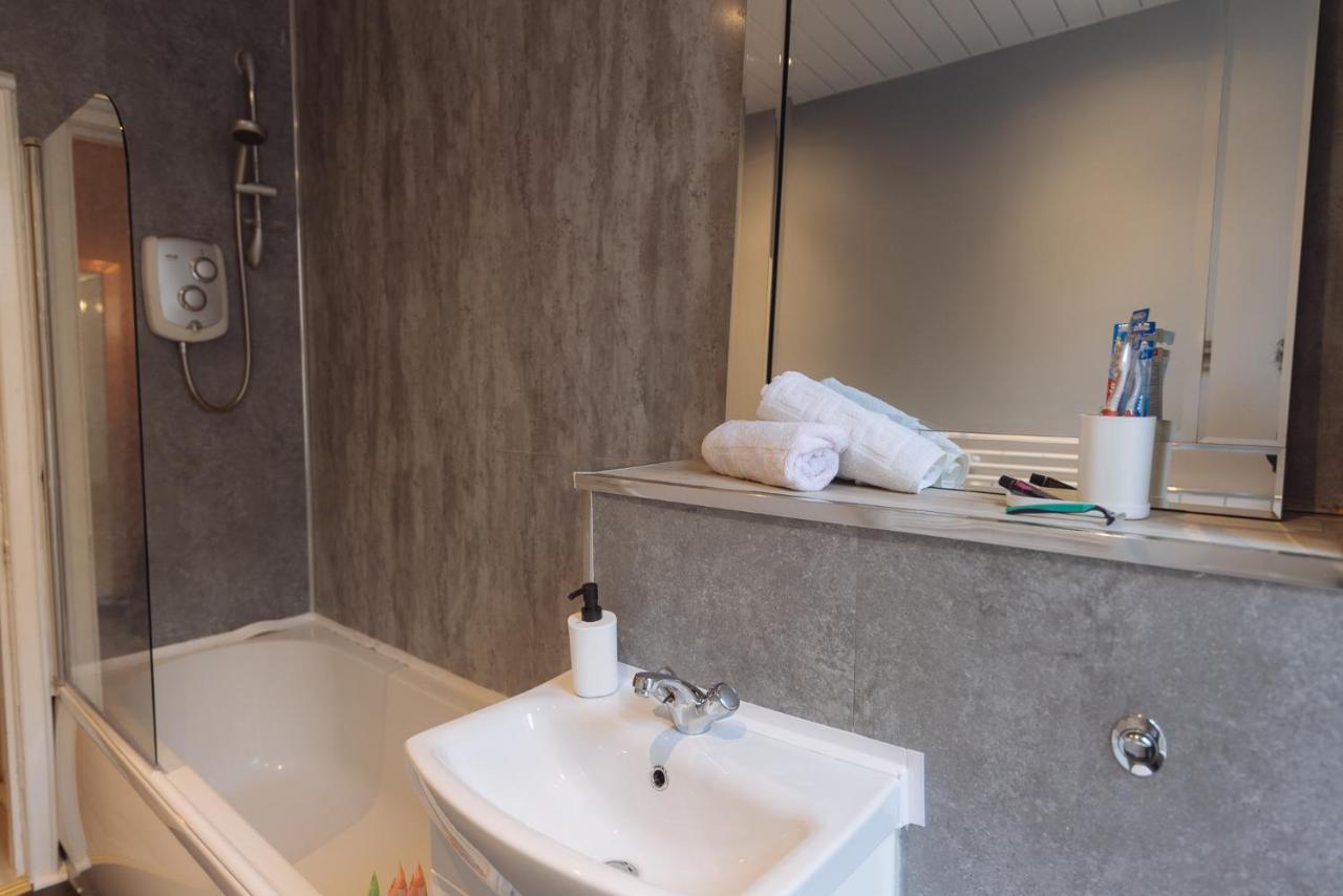 Apartment Bright Modern 2-bed Serviced In Heart Of West End Sse Hydro Botanic Gardens Glasgow