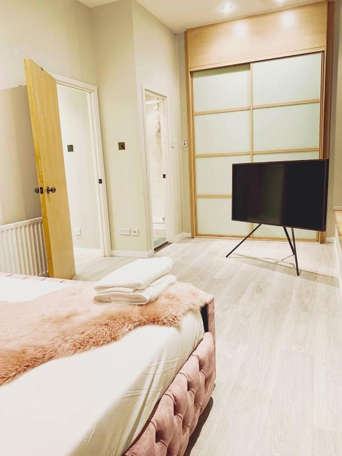 Centre G1 Penthouse With Riverviews - Duplex Apartment Glasgow