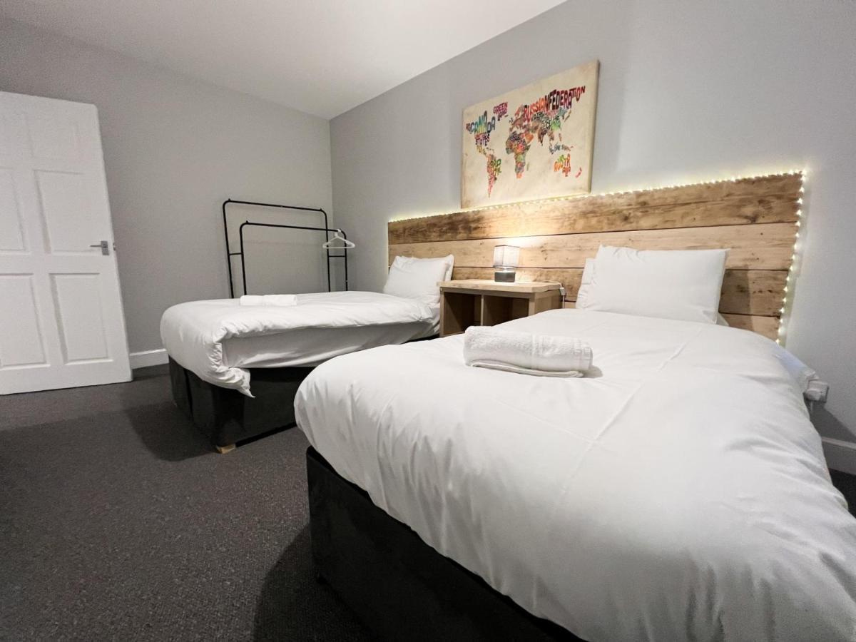 2 Bedroom