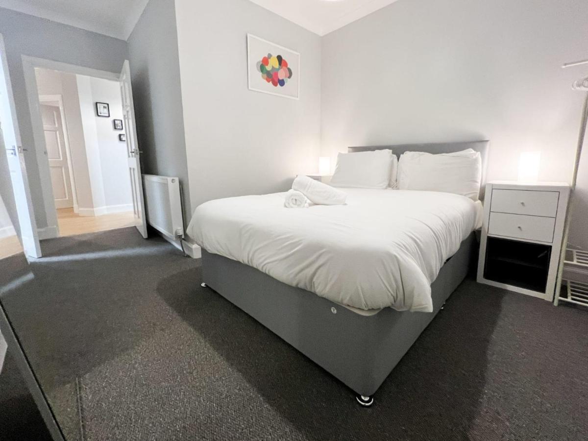Apartment 2 Bedroom