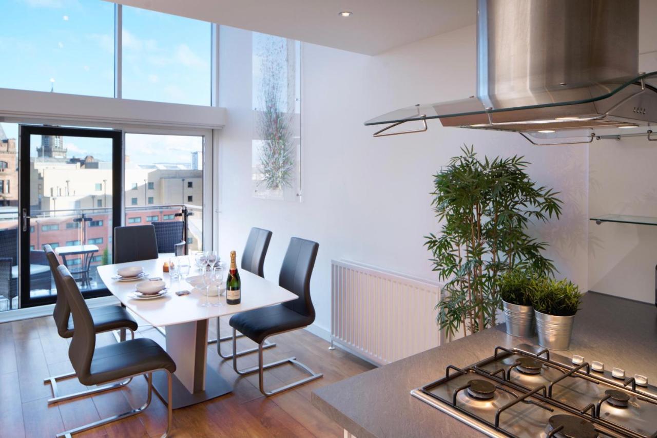 Centre With Free Secure Underground Parking Apartment *