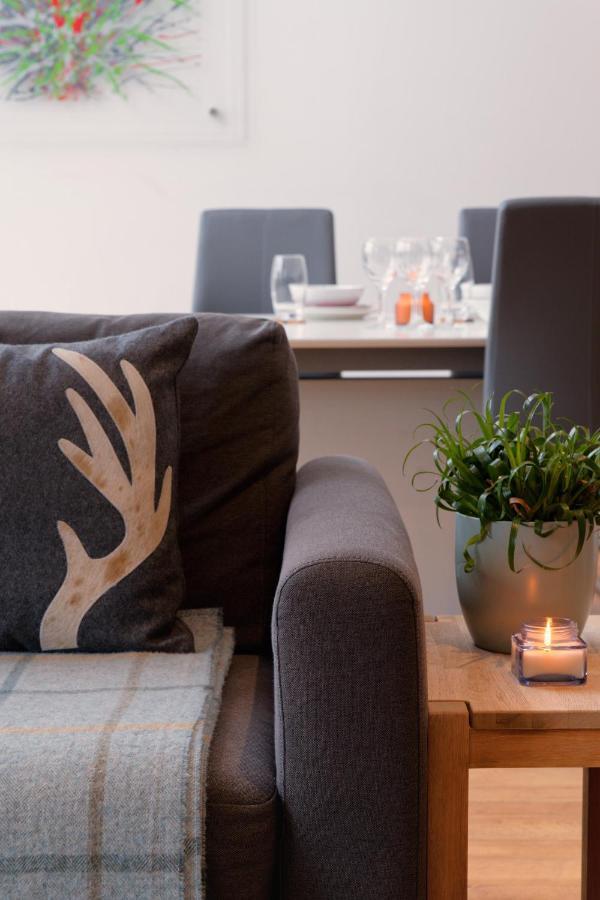 Apartment Centre With Free Secure Underground Parking *