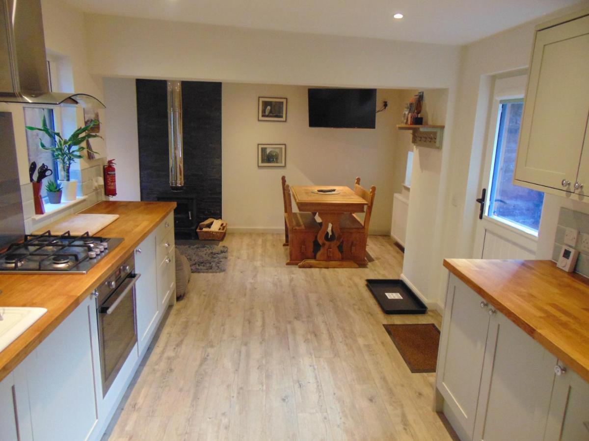 Dreamwood Cottage, Loch Lomond, Luxury Apartment. * Glasgow