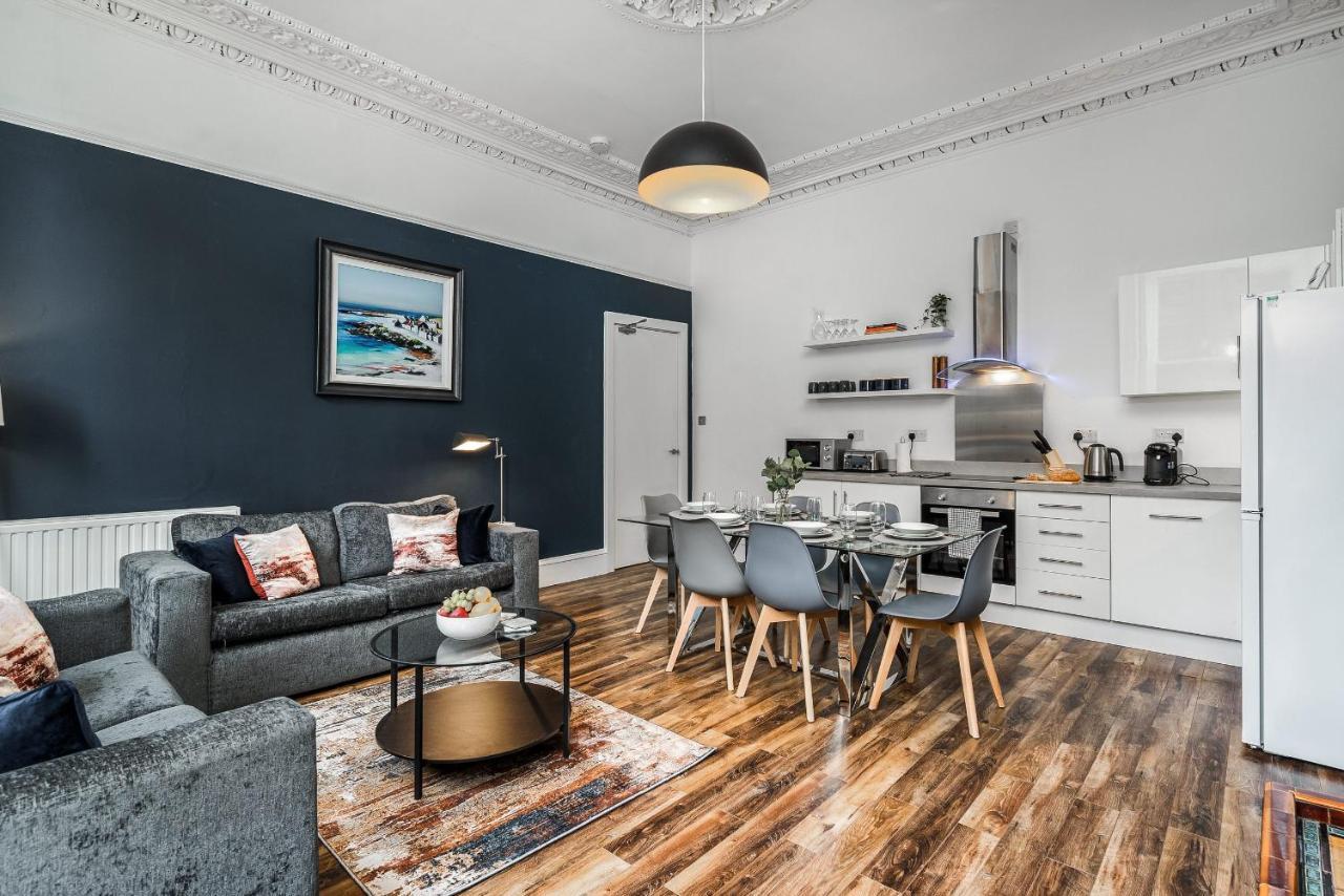 The Renfrew 4-bedroom, Centre *