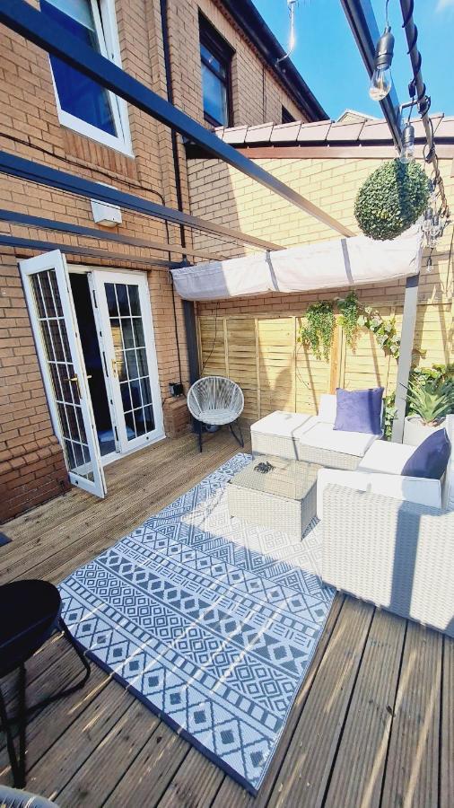 Apartment Beautiful 2bed House With Garden, Walking Distance To Town - Free Parking