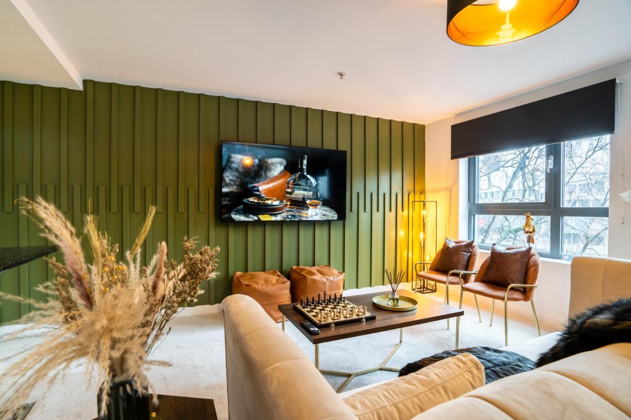 The Arran - Your Stylish Scottish Getaway! * Glasgow