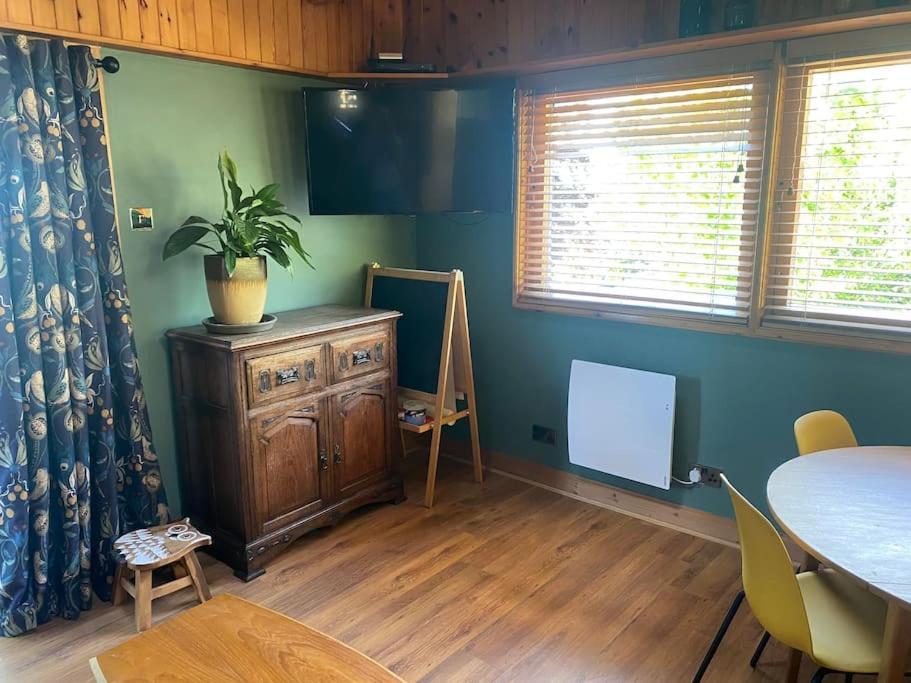 Talwin Lodge * Glasgow