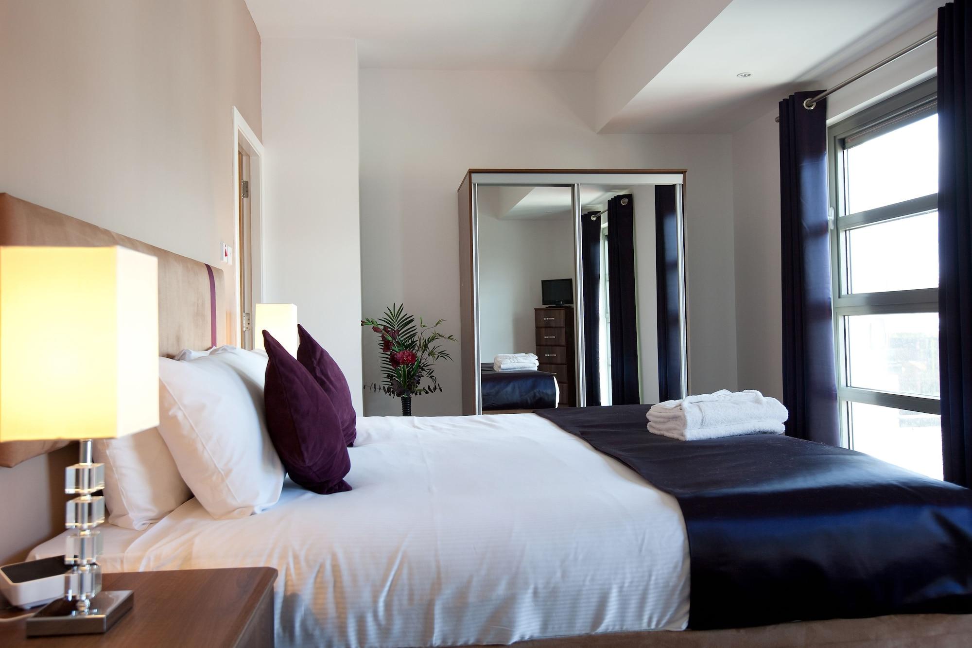 The Spires Serviced Apartment *