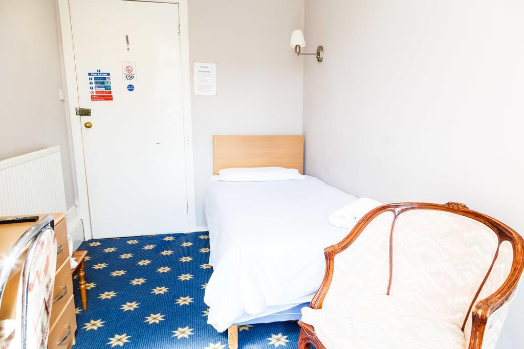 The Kelvin West End Guest house 2*