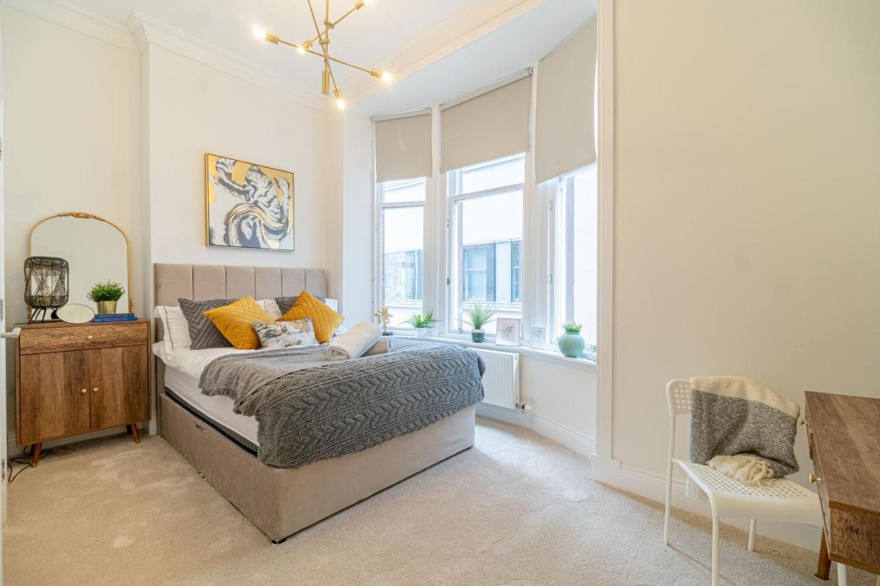 Large Blythswood