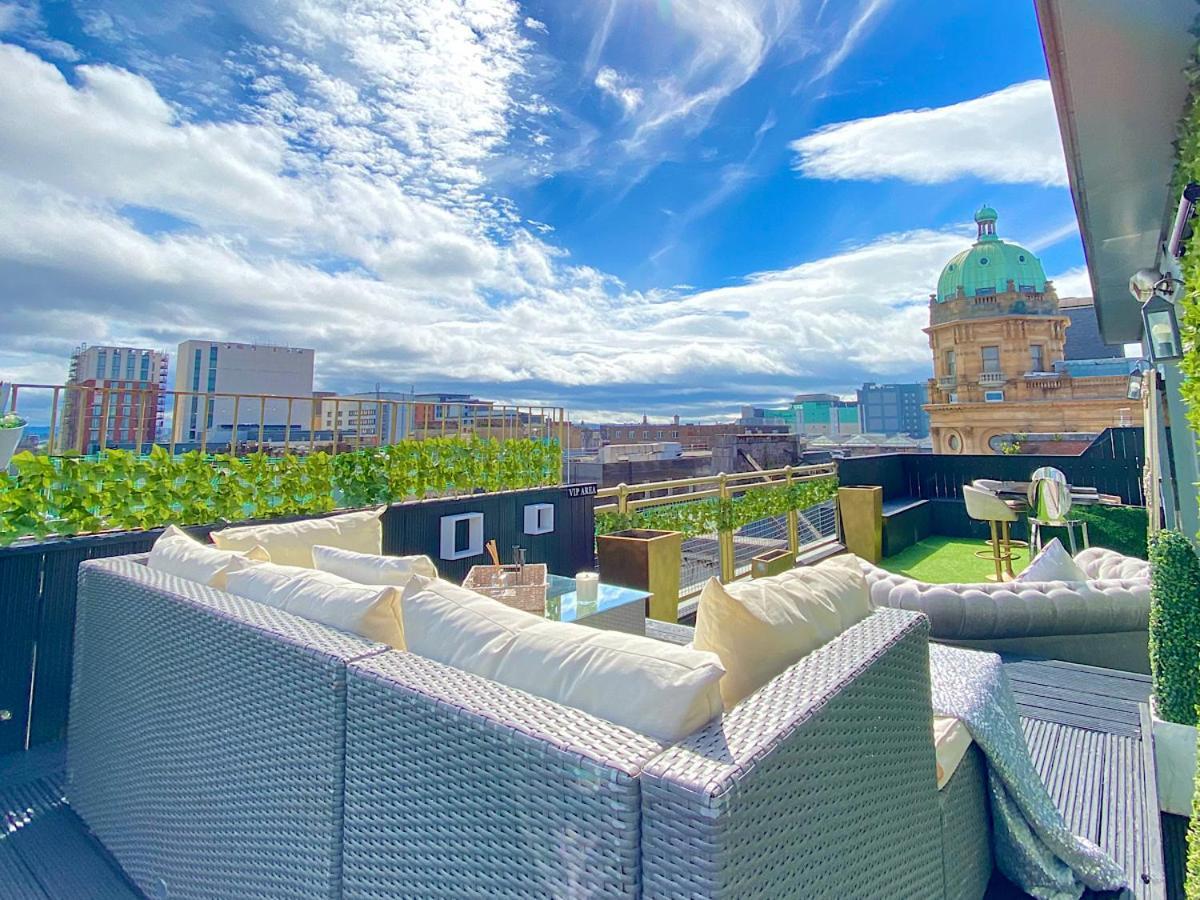 Two Bedroom Penthouse Apartment *